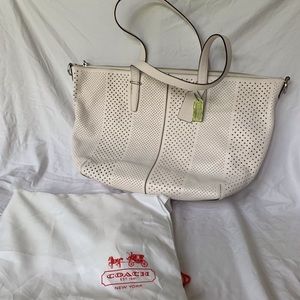 Coach Leather Large Tote Bag Purse in White/Cream
